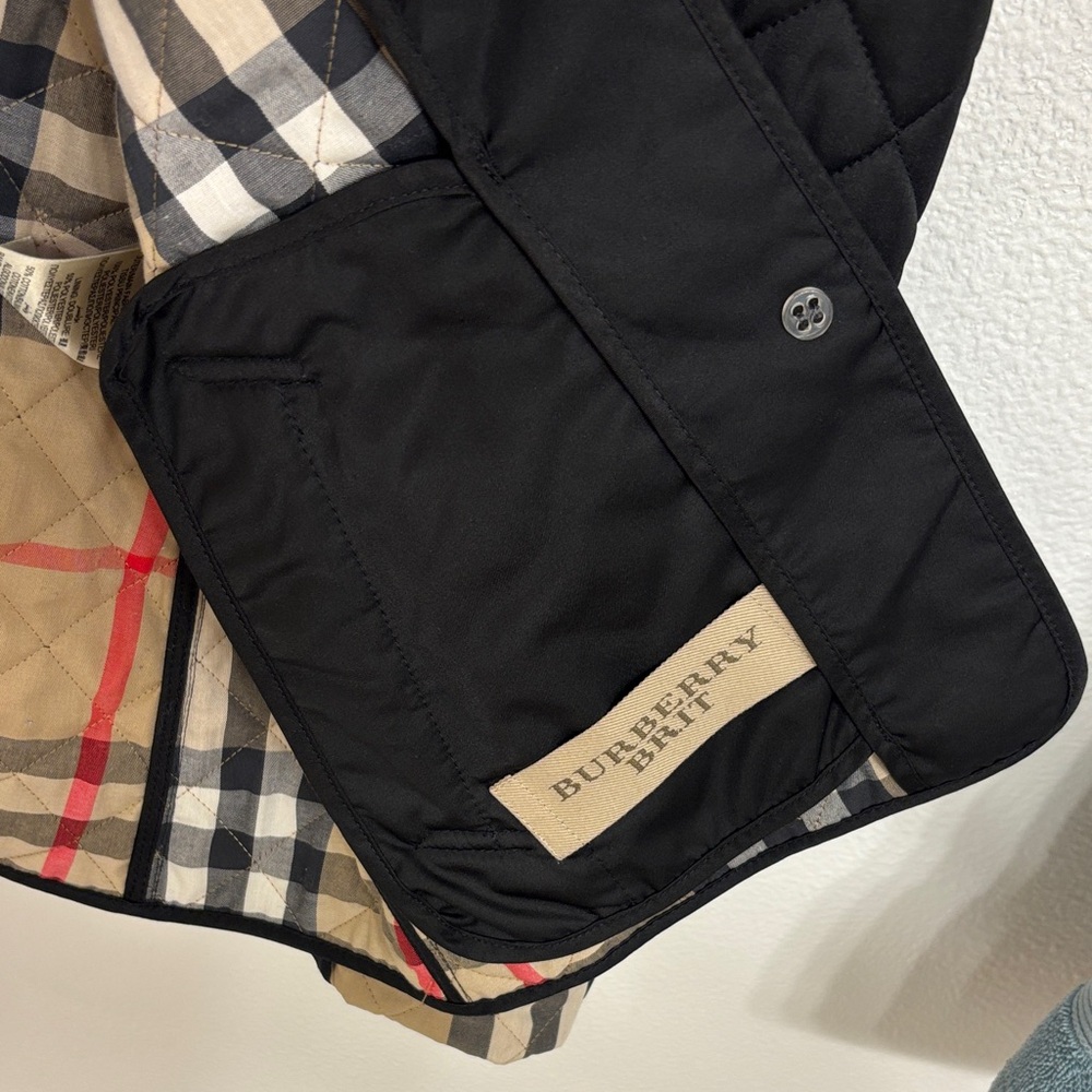 💝 🍀 Burberry ❤️🍀 Black Quilted Jacket - Picture 10 of 15